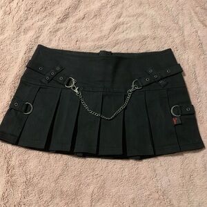 TRIPP Black Pleated Mini Skirt with Chain Detail SIZE L